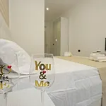 Apartamento Joivy Stylish 3-bed Flat Near The Aquarium Génova