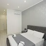 Joivy Stylish 3-bed Flat Near The Aquarium