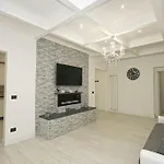 Joivy Stylish 3-bed Flat Near The Aquarium Apartamento