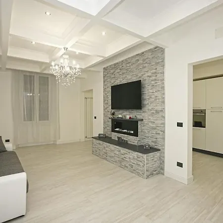 דירה Joivy Stylish 3-bed Flat Near The Aquarium ג'נובה
