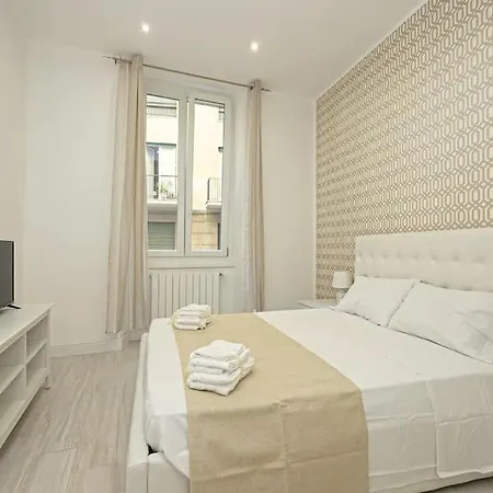Joivy Stylish 3-bed Flat Near The Aquarium * Genoa